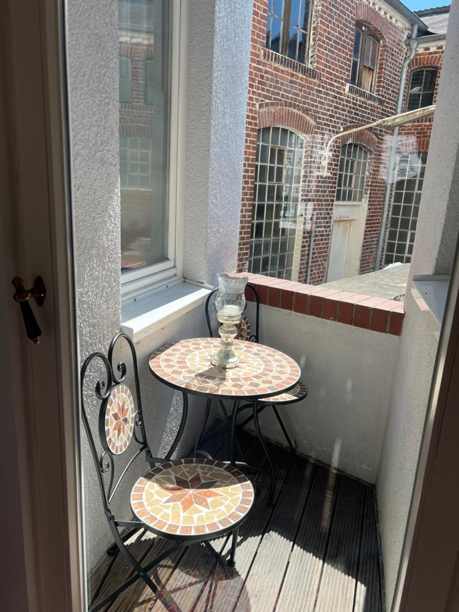 Exklusive 2 Zimmerwohnung Im Nostalgischen Stil Nahe Der Limburger Altstadt ลิมบวร์ก อัน แดร์ ลาน ภายนอก รูปภาพ